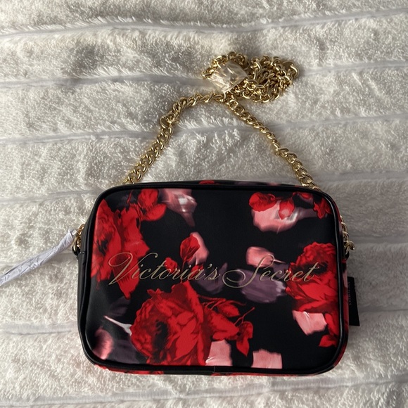 New Victoria’s Secret Floral Crossbody with Chain - Picture 1 of 6